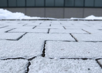 Inside Freezing Concrete: Simulations Reveal How Ice Quietly Rewires Porous Recycled Pavements