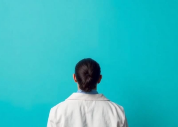 England’s Mental Health Trusts Struggle to Make New NHS Roles Work, Leaders Reveal
