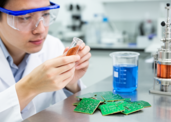 Scientists Turn Old Circuit Boards Into High-Purity Copper Nanoparticles