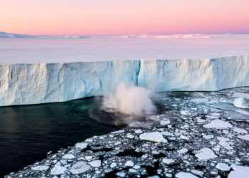 Tall ice cliffs calve fast but may not spark runaway Antarctic collapse, study finds
