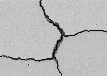 Wave Phase Reversal Offers a Simple, Robust Way to Measure Concrete Crack Depth