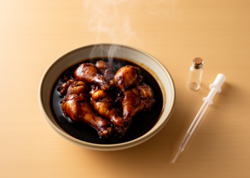 Braised chicken loses its aroma first: scientists trace six months of flavor decay down to four volatile markers