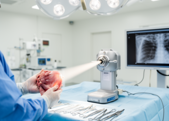 X-ray phase contrast for intra-operative specimen imaging in breast conserving surgery and other areas