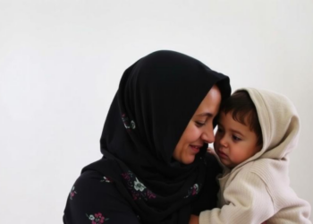 How a Mother’s Trauma Reaches Her Child’s Mind: New Evidence from Syrian Refugee Families