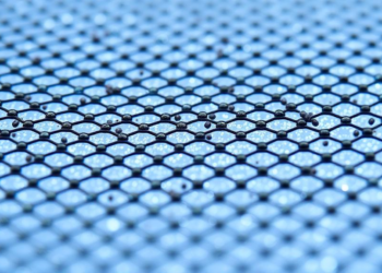 Dopamine-Glued Graphene Oxide Membranes Deliver 99% Pure Hydrogen from Mixed Gases