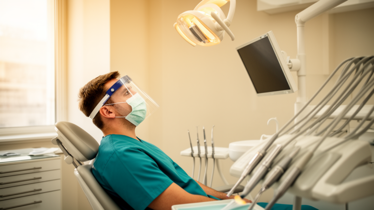 Dentists in crisis: how suffering forged resilience and growth during COVID-19