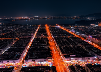 Nighttime economy mapping reveals hidden patterns in Kunming, China