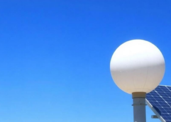 Game Theory Meets Solar Trash: A Two-Level Model Turns Retired Panels Into Profit