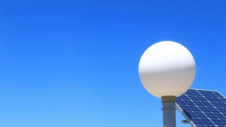 Game Theory Meets Solar Trash: A Two-Level Model Turns Retired Panels Into Profit