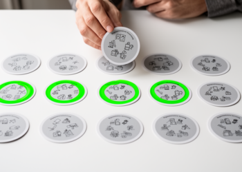 Only 25.7% of reviewed circular business model archetypes met criteria