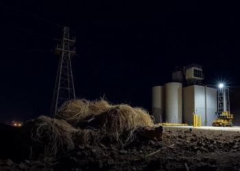 Earthquake-Harvesting Base Isolation Turns Seismic Shaking Into Its Own Control Power
