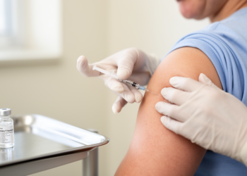 Skin Injection of Live Flu Virus Delivers Durable Protection Without Lung Damage