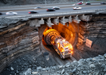 Geology dominates modeled risk in tunnel expansion under traffic
