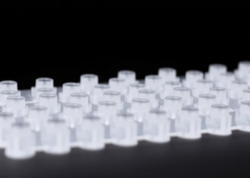 Quantum Calculations Reveal Why a 50-50 Fluoropolymer Mix Makes the Strongest Ferroelectric Plastic