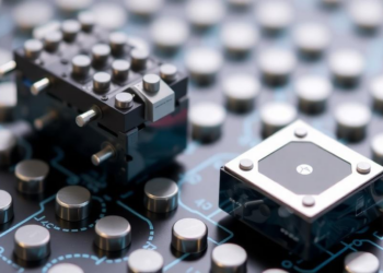 Tiny Doses of Many Metals Supercharge Fuel Cell Electrodes That Run Both Ways