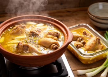 Reheating After Six Days of Chilling Reshapes the Aroma of Hakka Rice Wine Chicken