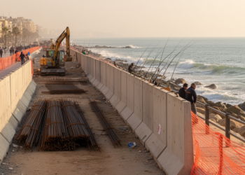 Construction on Alexandria’s Corniche cuts public access and waterfront life