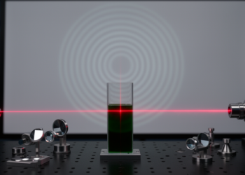 Laser Diffraction Rings Reveal Strong Nonlinear Optical Response in Two Organic Polymers