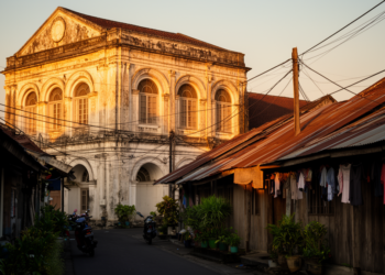 Colonial buildings and kampungs together form Surabaya’s hybrid urban heritage, study finds