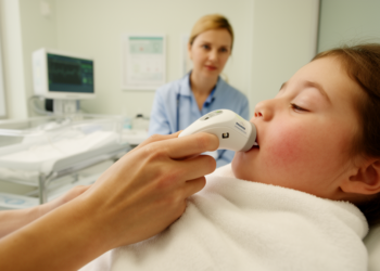 Adding a Skin Bilirubin Scan to Visual Jaundice Checks Cuts Costs in Clinics
