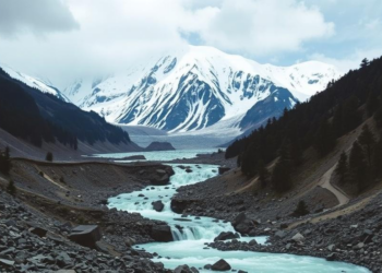 A Restless Himalayan Slope Is Building a Deadly Flood Time Bomb