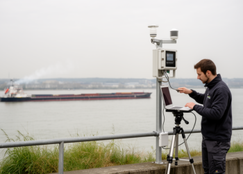 Cheap Sensors Prove Their Worth in Tracking Ship Pollution on the Rhine