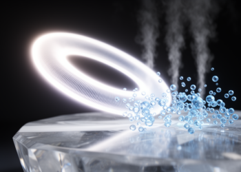 Higher-order light modes track water molecules leaving a surface in real time