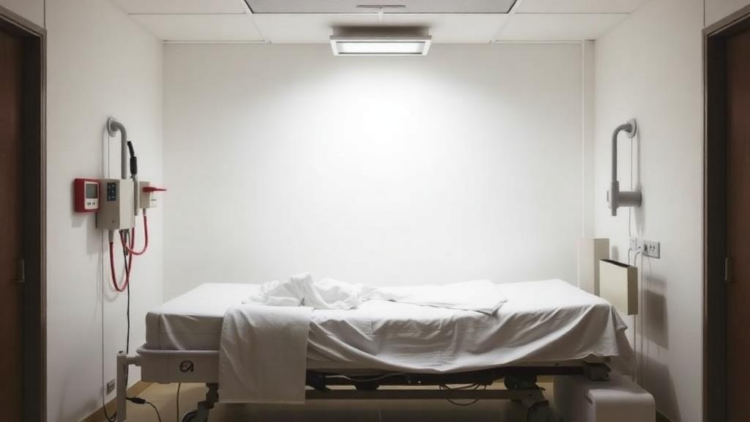 Five Years of HIV Hospital Admissions Reveal Late Diagnosis and a Stark Mortality Signal