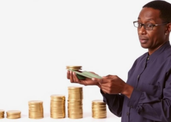 Nigeria’s Growth Sours When Inflation Crosses a Critical 12 Percent Line