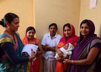 How Trusted Local Volunteers Turned Home Births into Hospital Deliveries in Tribal India