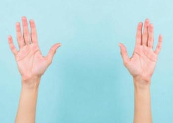 The Science of Why Some Gestures Help You Learn Words Better Than Others