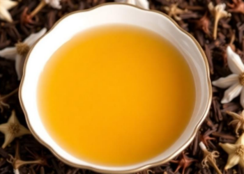 How Plucking Standards and Processing Methods Reshape the Flavor of Summer Tea