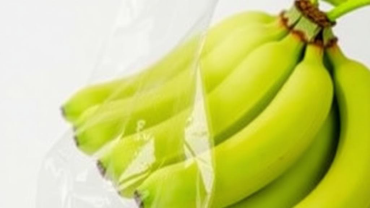 Diatomite-Boosted Plastic Film Keeps Bananas Green for 10 Days