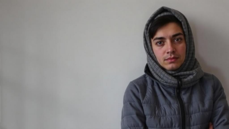 Between Acceptance and Concealment: Living with Bipolar Disorder in Southeastern Iran