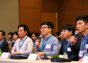 Men Dominate the Mic at Taiwan’s Sustainability Forums, Study Finds