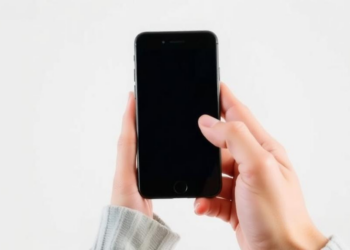 Smartphone tests track early Parkinson’s motor decline over two years