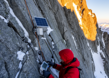 Hidden Water and Ice Pressures That Weaken Alpine Rockwalls Captured Year-Round by Electrical Monitoring