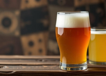Norway brews lambic-style sour beer with Belgian microbes, minus the classic phases