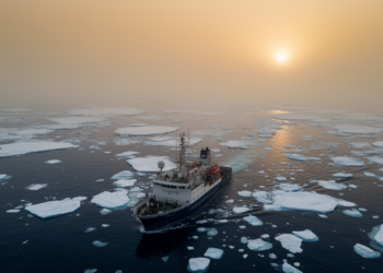 Arctic Haze Controls How Much Iron Reaches the Ocean, Study Finds
