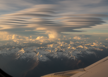Climate Change Is Redrawing the Map of Dangerous Mountain Wave Turbulence for Aviation