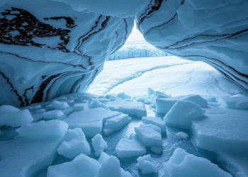Hidden zones of frozen ice are spreading inside Switzerland’s shrinking glaciers