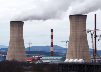 Europe’s Carbon Towers Put Two Flux Correction Methods to the Test