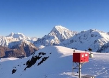 World’s Highest Weather Stations Reveal Everest’s Extreme Climate From Valley to Summit