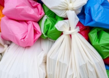 Recycled Plastic Bags in Ghana Still Carry a Heavy Carbon Footprint, Study Finds